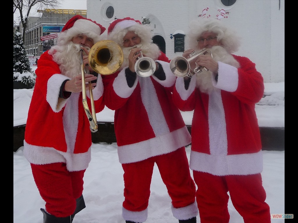 Christmas Brass Trio_in de sneeuw